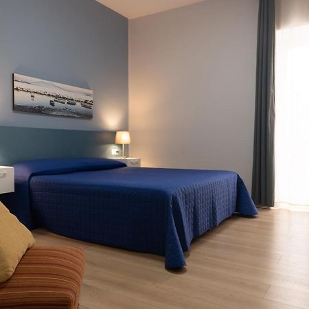 Casa Amato_2_Regina Giovanna Napoli Esterno foto